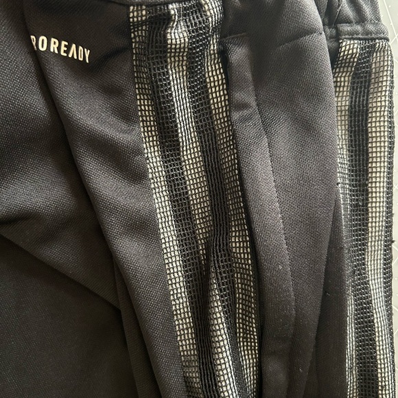 Adidas Black Cargo Pants with Signature Style - Picture 12 of 12